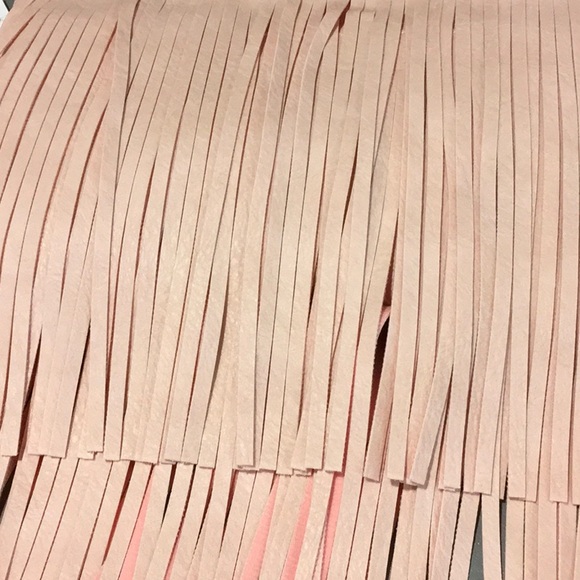 Light Pink Tassel Boho Festival Crossbody 🎉HP🎉 - Picture 5 of 8